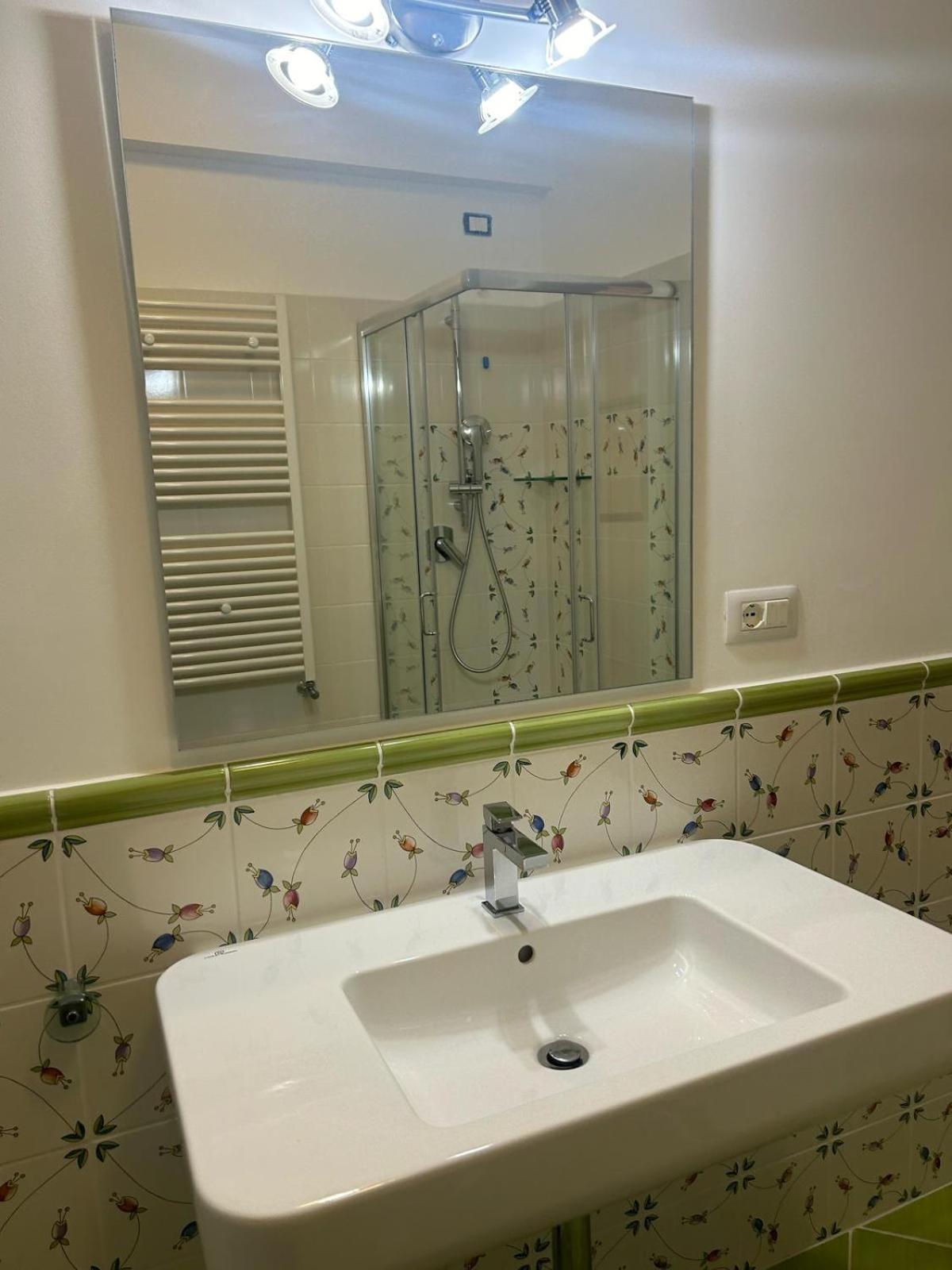 La Veduta Hotel ปรายาอามาเร ภายนอก รูปภาพ